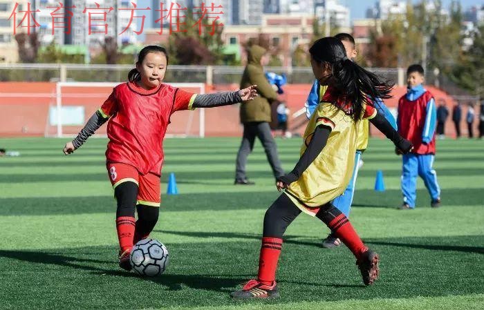 暖心之旅 - 五超联赛走进校园